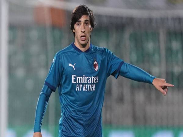 Sandro Tonali là ai? Tiểu sử cầu thủ Sandro Tonali ra sao?