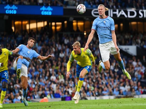 Trận đối đầu kịch tính giữa Man City vs Nottingham