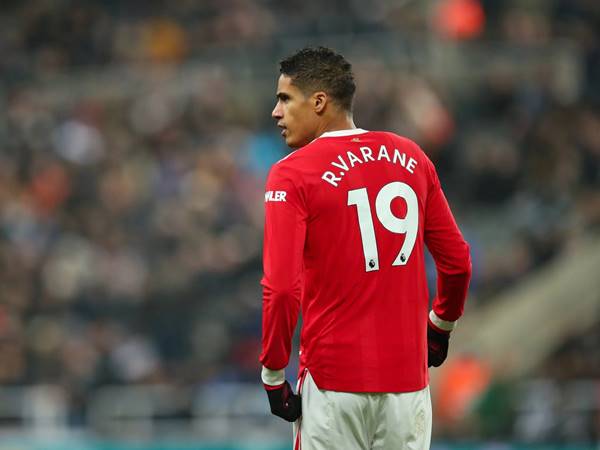 Số áo Varane tại MU