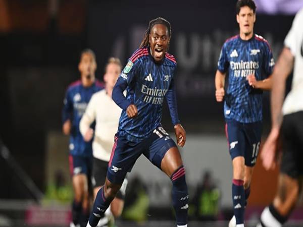 Tin Arsenal: Arsenal giành chiến thắng trước Port Vale