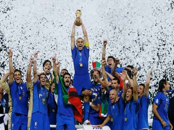 Những đội bóng vô địch World Cup 2 lần liên tiếp lịch sử