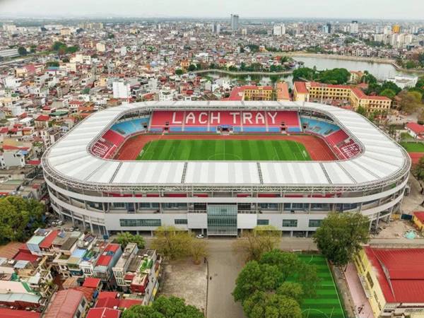 Sân Lạch Tray bao nhiêu chỗ ngồi?